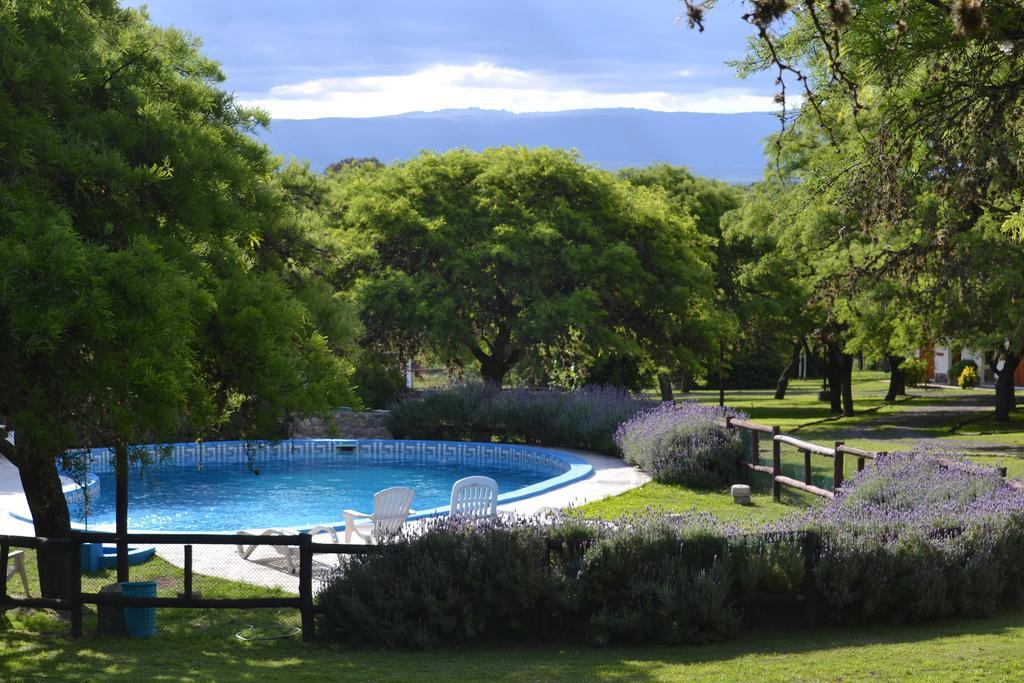 Cabanas Los Algarrobos Villa General Belgrano Exteriör bild