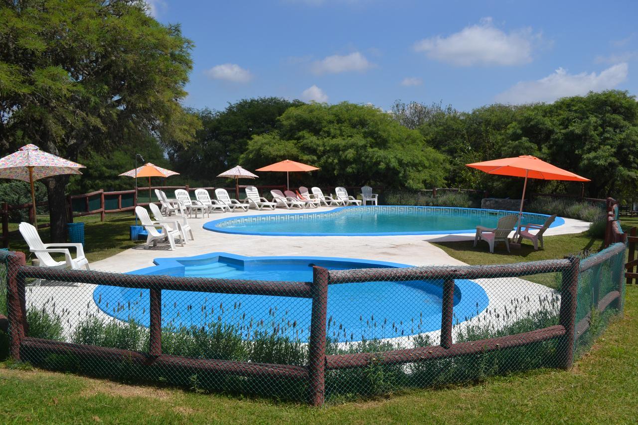 Cabanas Los Algarrobos Villa General Belgrano Exteriör bild